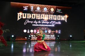  SVCC presented a Bharatnatyam Dance Ballet "Dhamma Yatra- Three Jewels of Buddhism" by Ms. Arati Viraj Juthani at the "BUDDHABHOOMI" event held in Bangkok, Thailand.