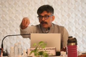 श्री प्रफुल्ल केतकर, संपादक, भारत प्रकाशन (दिल्ली) के आयोजक ने 21 प्रतिनिधियों के साथ 'अंत्योदय: वंचितों और महिलाओं के कल्याण और अधिकारिता' पर एक सूचनात्मक सत्र आयोजित किया।