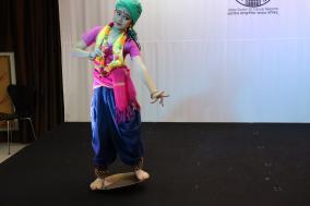 एसवीसीसी ने थाईलैंड की एक युवा भरतनाट्यम कलाकार सुश्री नतिया प्रेमरुएथाई द्वारा भरतनाट्यम नृत्य गायन कृष्ण लीला प्रस्तुत की