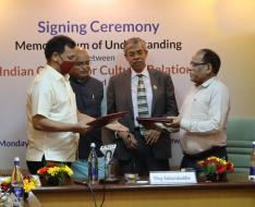 Exchanging the signed MoU