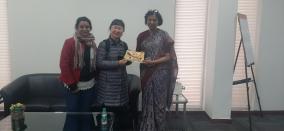 प्रो. क्यूई योंगहुई, सिचुआन विश्वविद्यालय, चेंगदू, चीन ने 19 दिसंबर 2019 को सुश्री प्रीति बजाज, कुलपति, गलगोटिया विश्वविद्यालय, ग्रेटर नोएडा, उत्तर प्रदेश से मुलाकात की